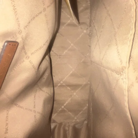 Michael Kors Camal/Tan Tote Bag - Picture 11 of 16